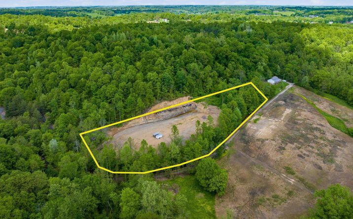 Pictures of Land property located at 2519 Frick Drive, Zanesville, OH 43701 for sales - image #1