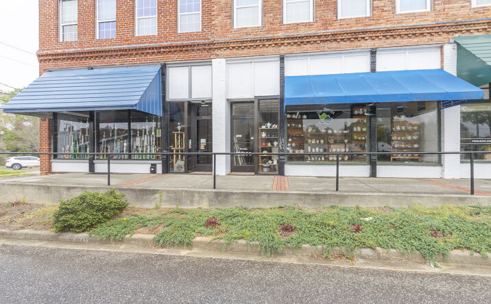 Pictures of Retail property located at 314 316 City Square, Belton, SC 29627 for sales - image #1