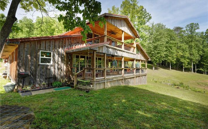Pictures of Business for Sale, Multifamily, Special Purpose property located at 213 Lazy K Dr, Elkview, WV 25071 for sales - image #1