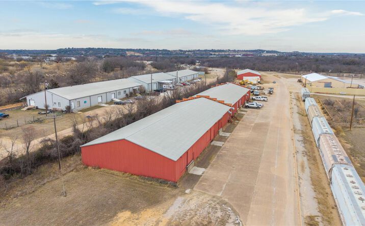 Pictures of Industrial property located at 1403 Blake St, Brownwood, TX 76801 for sales - image #1