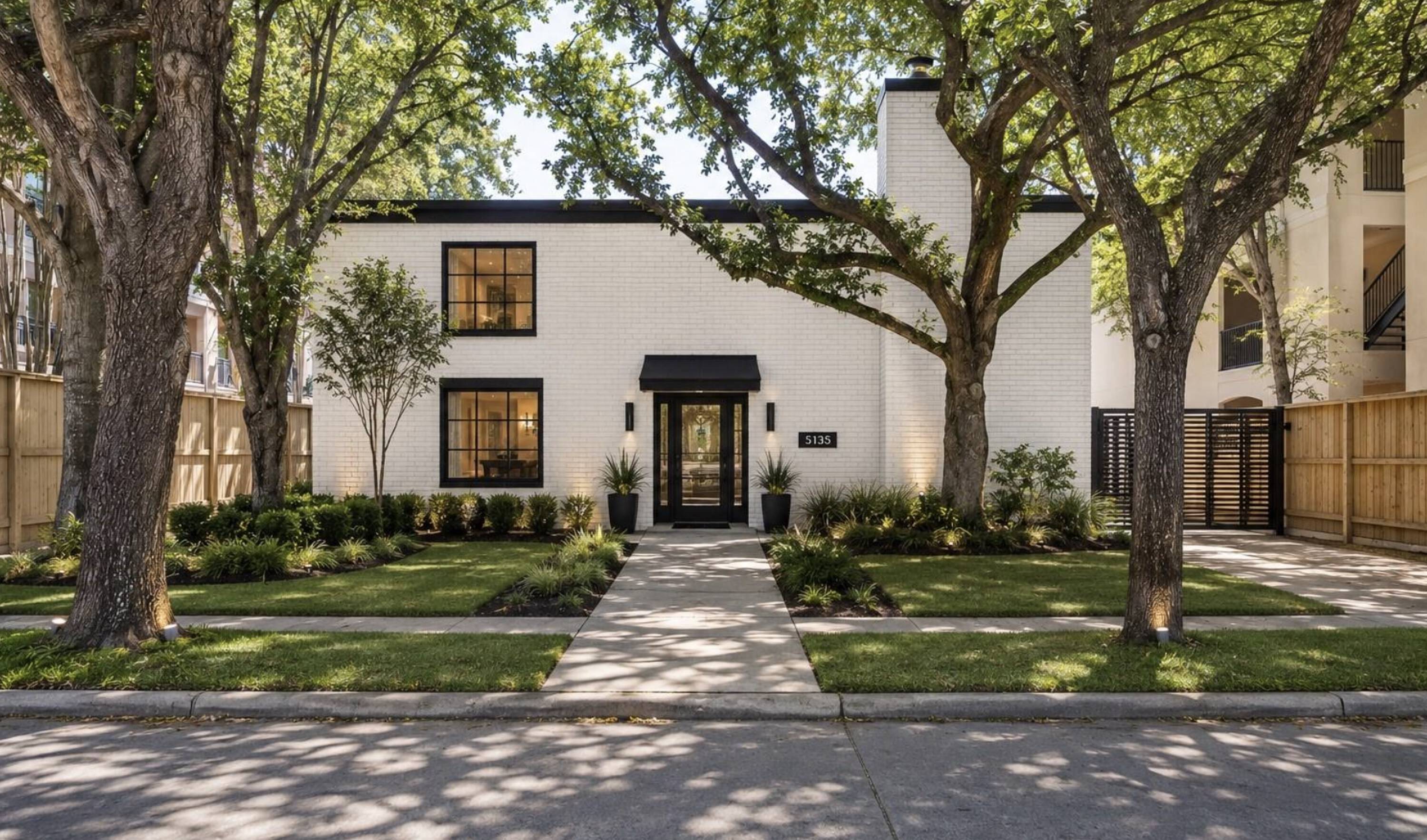 5135 Edloe St, Houston, TX 77005