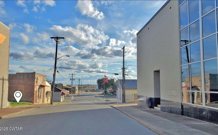 Pictures of Mixed Use, Office property located at 106 S 13th Avenue, Humboldt, TN 38343 for sales - image #1