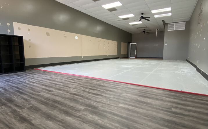 Pictures of Retail, Office, Mixed Use property located at 4420 LA-22, Mandeville, LA 70471 for sales - image #1