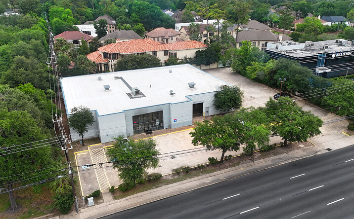 Pictures of Retail property located at 9450 Westheimer Rd, Houston, TX 77063 for sales - image #1