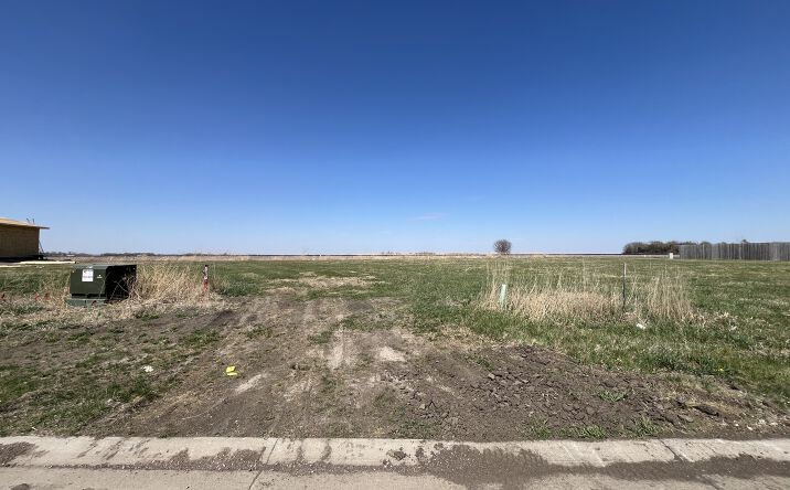 Pictures of Land property located at 806 W Beck St., Worthing, SD 57077 for sales - image #1