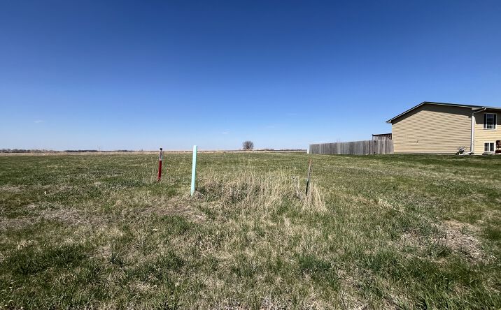 Pictures of Land property located at 804 Beck St, Worthing, SD 57077 for sales - image #1