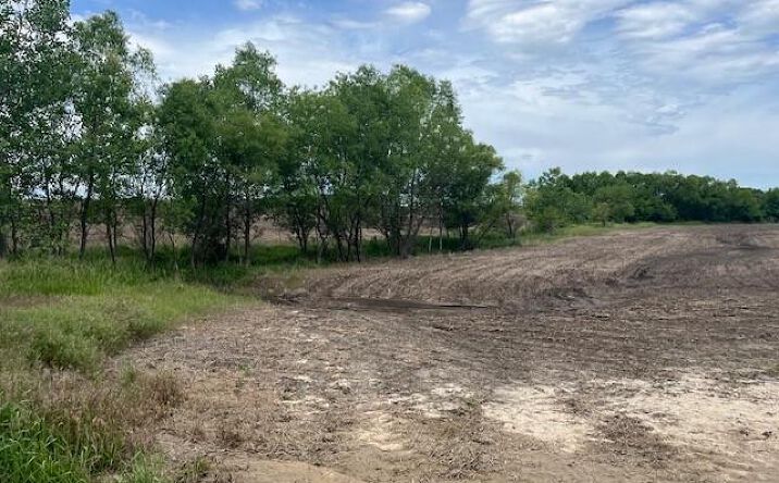 Pictures of Land property located at 3 Crescent Hill Road, Paola, KS 66071 for sales - image #1