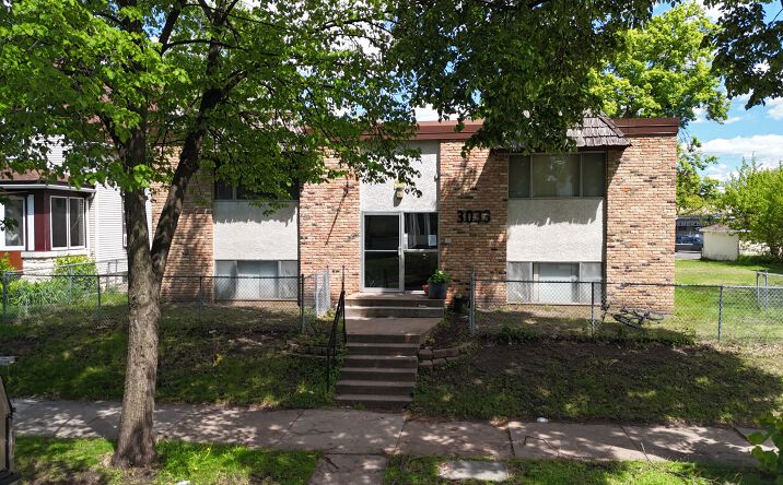 Pictures of Multifamily property located at 3033 15th Ave S, Minneapolis, MN 55407 for sales - image #1