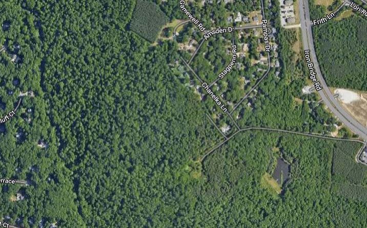 Pictures of Land property located at 9610 Gamewell Rd, Chesterfield, VA 23832 for sales - image #1