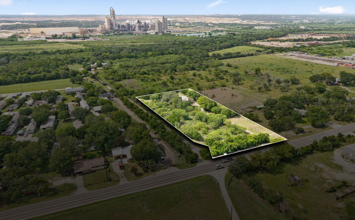 Pictures of Land property located at 4964 FM482, New Braunfels, TX 78132 for sales - image #1