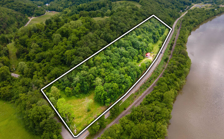 Pictures of Mixed Use property located at 31647 Charleston Rd, Leon, WV 25123 for sales - image #1