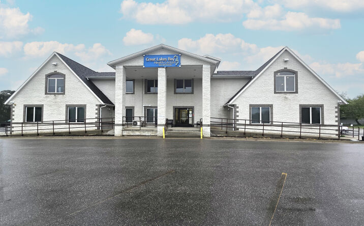 Pictures of Office property located at 690 S. Trumbull, Bay City, MI 48708 for sales - image #1