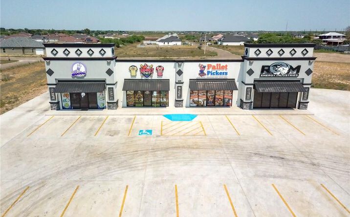 Pictures of Retail property located at 776 N FM 2360, Rio Grande City, TX 78582 for sales - image #1