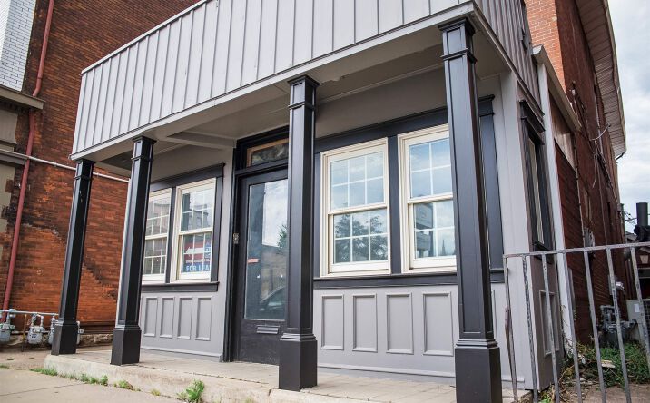 Pictures of Office, Mixed Use property located at 424 S 8th, Quincy, IL 62301 for sales - image #1