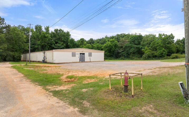 Pictures of Industrial, Land, Retail property located at 19850 3rd st, Citronelle, AL null for sales - image #1