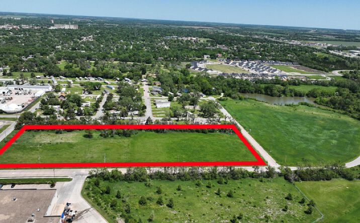 Pictures of Land property located at 0000 SE 14th, Newton, KS 67114 for sales - image #1