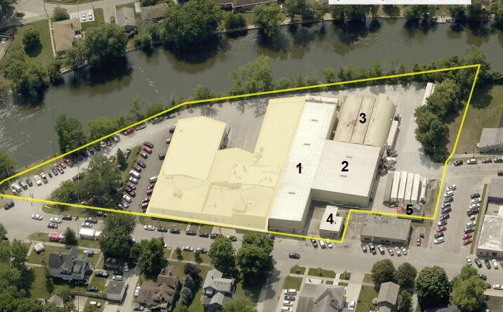 Pictures of Industrial property located at 307 E Washington St, Momence, IL 60954 for sales - image #1