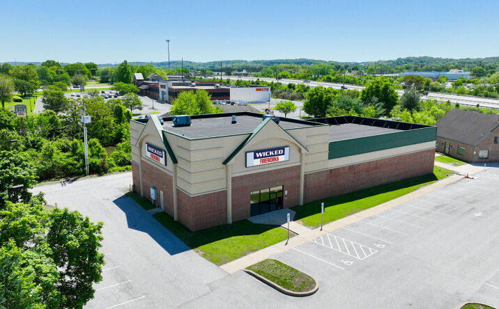 Pictures of Retail property located at 2920 Whiteford Rd, York, PA 17402 for sales - image #1