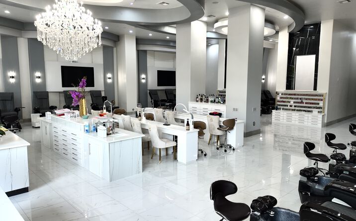 Pictures of Business for Sale property located at 3224 W 7th St, Fort Worth, TX 76107 for sales - image #1