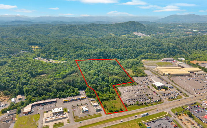 Pictures of Land property located at 3718 Bristol Hwy, Johnson City, TN 37601 for sales - image #1