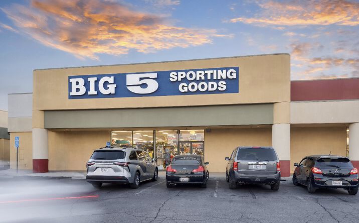 Pictures of Retail property located at 43521 13th St W, Lancaster, CA 93534 for sales - image #1