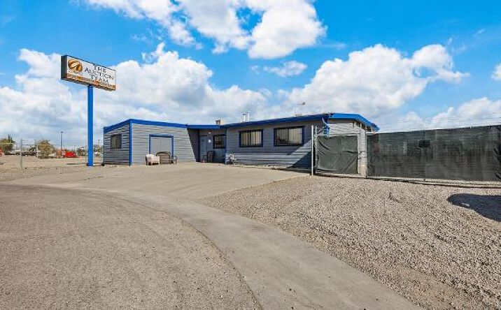 Pictures of Industrial, Retail, Self Storage property located at 2912 Hill Ave, Grand Junction, CO 81504 for sales - image #1