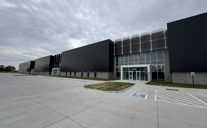 Pictures of Industrial property located at 5906 Abbott Dr, Omaha, NE 68110 for sales - image #1