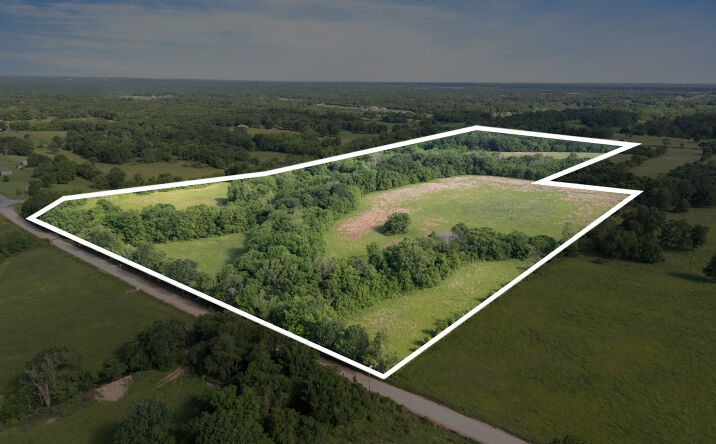 Pictures of Land property located at 10706 AR-279, Centerton, AR 72719 for sales - image #1
