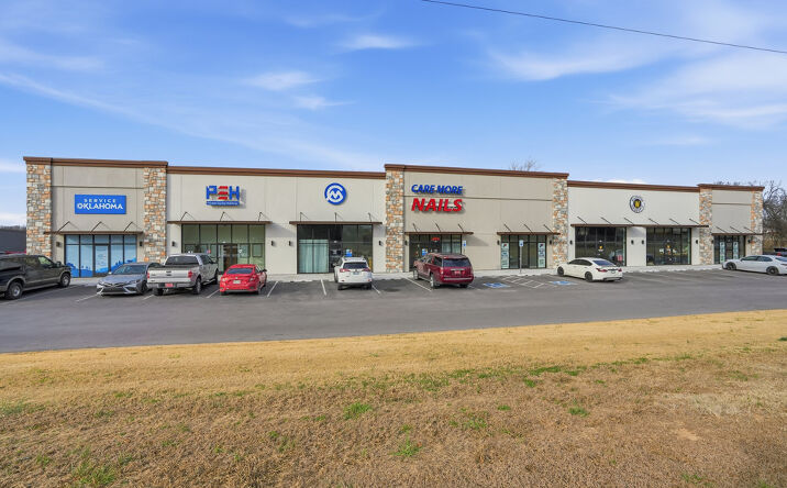 Pictures of Office, Retail property located at 2251 OK-88, Claremore, OK 74017 for sales - image #1