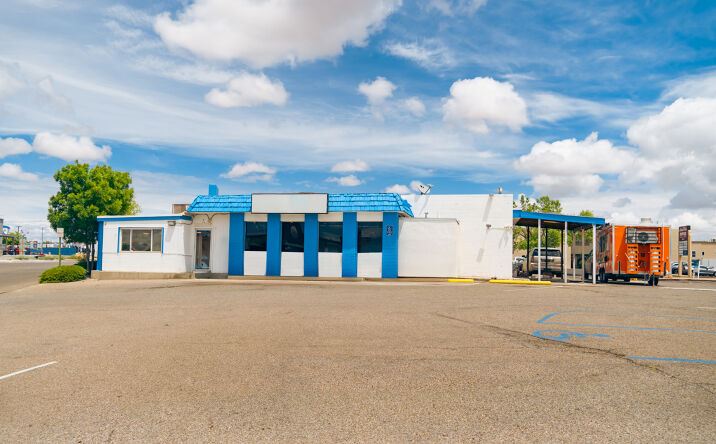 Pictures of Retail, Mixed Use property located at 4000 Barbara Loop SE, Rio Rancho, NM 87124 for sales - image #1