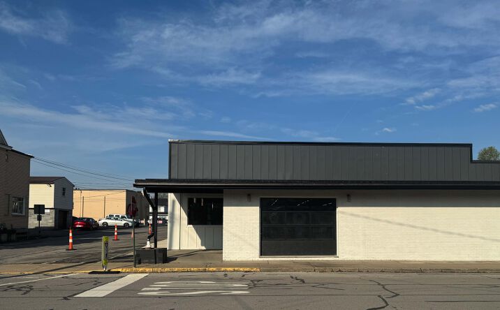 Pictures of Retail, Industrial property located at 201 Grand Ave, Mars, PA 16046 for sales - image #1