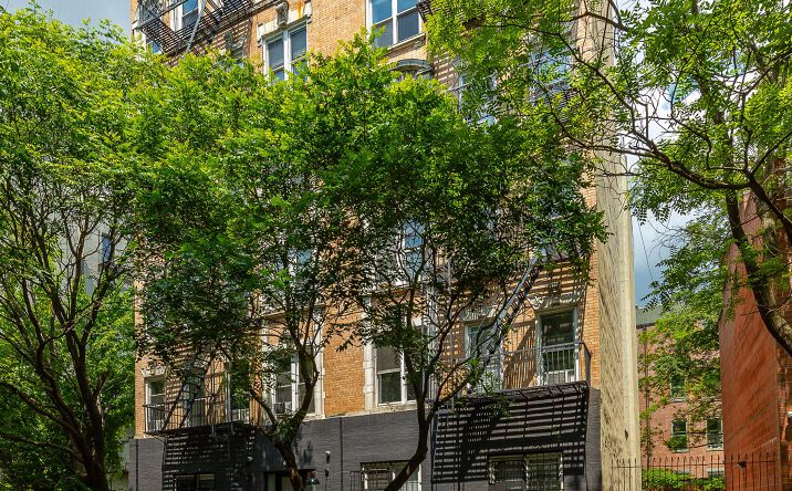 Pictures of Mixed Use, Multifamily property located at 629 E 5th St, New York, NY 10009 for sales - image #1