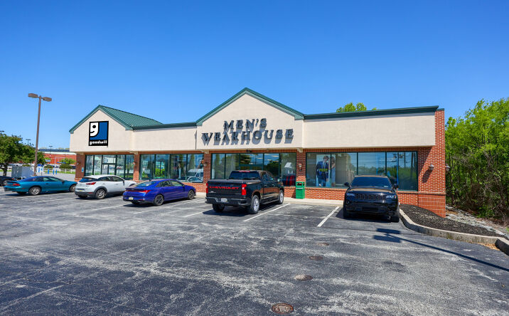 Pictures of Retail property located at 2917 Whiteford Rd, York, PA 17402 for sales - image #1