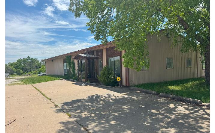 Pictures of Hospitality, Office property located at 5175 MO-763, Columbia, MO 65202 for sales - image #1