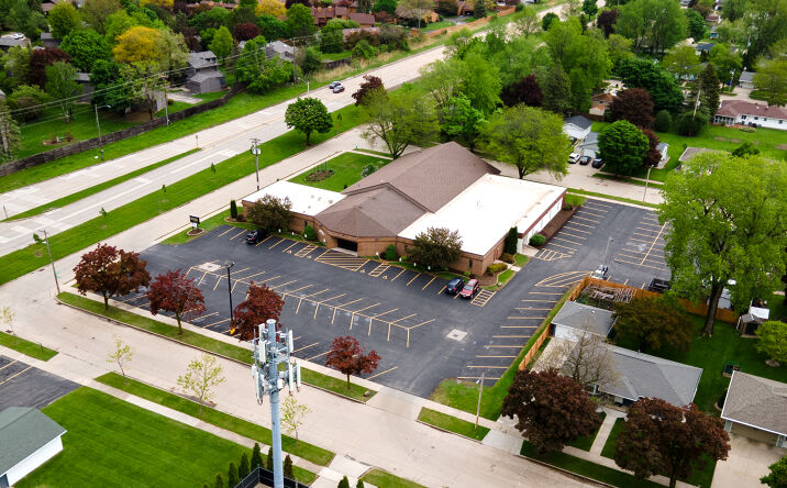 Pictures of Special Purpose property located at 2720 N Kesting Ct, Appleton, WI 54911 for sales - image #1