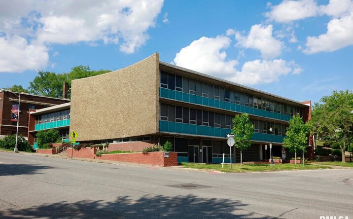 Pictures of Office property located at 601 BRADY Street, Davenport, IA 52801 for sales - image #1