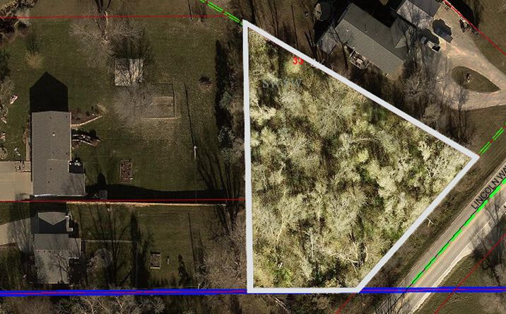 Pictures of Land property located at 3003 W Lincolnway, Marshalltown, IA 50158 for sales - image #1