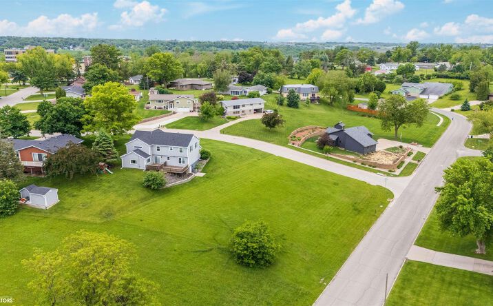 Pictures of Land, Special Purpose property located at 502 Brentwood Place, Marshalltown, IA 50158 for sales - image #1