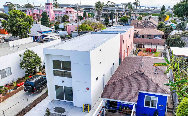Pictures of Multifamily property located at 1877 Irving, San Diego, CA 92113 for sales - image #1