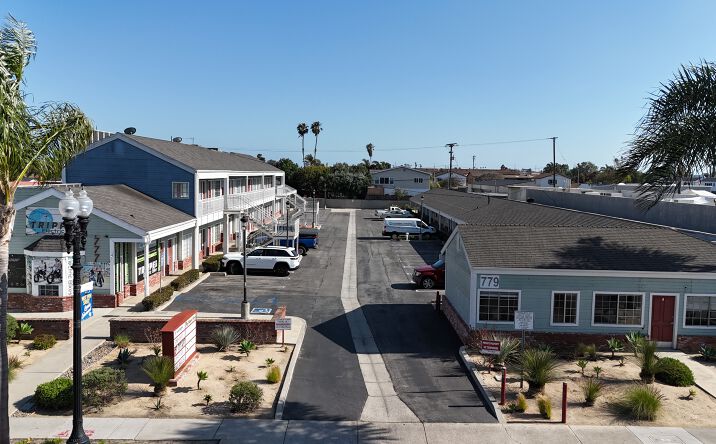 Pictures of Multifamily, Mixed Use, Office property located at 777 W 19th St, Costa Mesa, CA 92627 for sales - image #1
