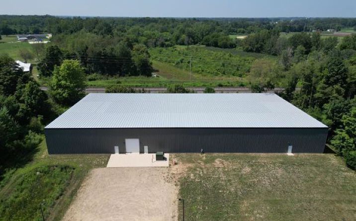 Pictures of Industrial property located at 420 Industrial Park Dr, Bangor, MI 49013 for sales - image #1