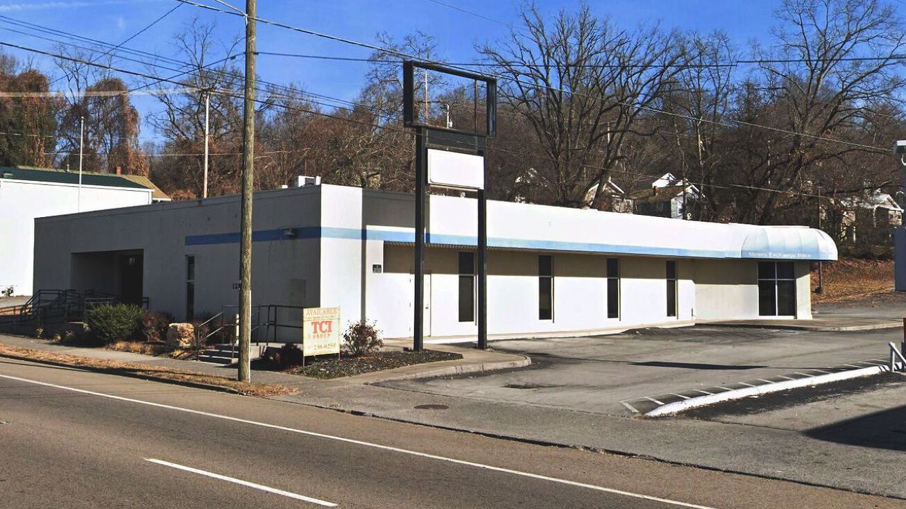 1221 Lynn Garden Dr, Kingsport, TN 37665 Office Property for Sale