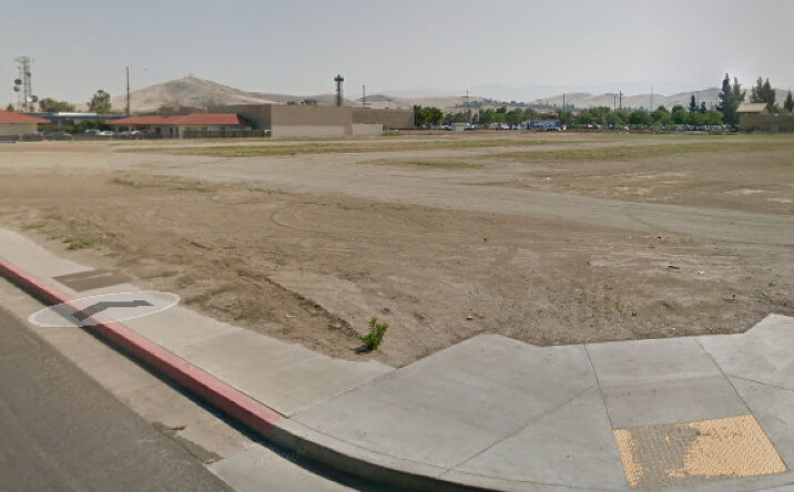 Pictures of Land property located at 700 N Prospect St, Porterville, CA 93257 for sales - image #1