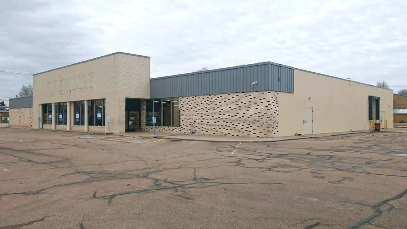 303 West 1st Street, Ogallala, NE 69153