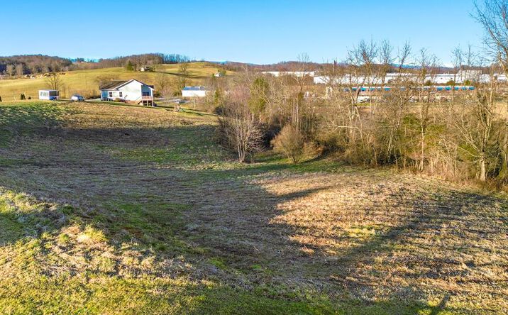 Pictures of Land property located at 0 Village Loop, Abingdon, VA 24210 for sales - image #1
