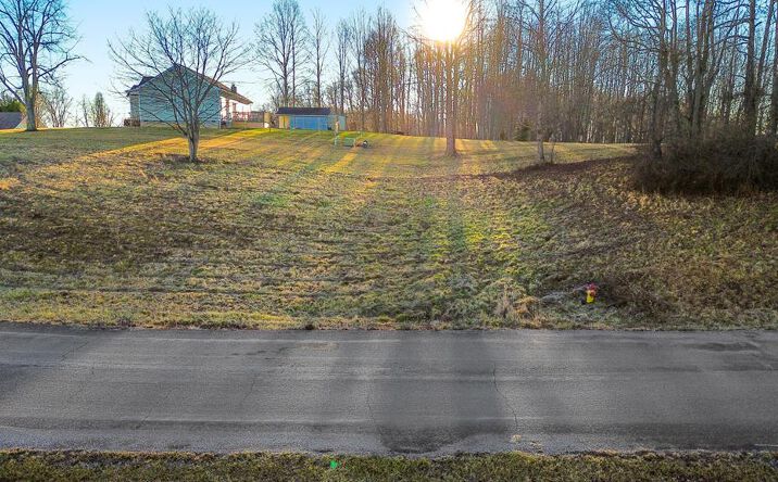 Pictures of Land property located at 0 Village Loop, Abingdon, VA 24210 for sales - image #1
