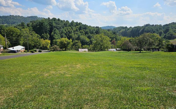 Pictures of Land, Multifamily property located at TBD Skyview Dr, Galax, VA 24333 for sales - image #1