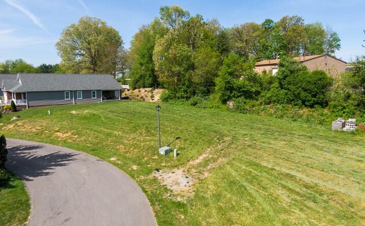 Pictures of Land, Multifamily property located at TBD College Park Drive, Wytheville, VA 24382 for sales - image #1