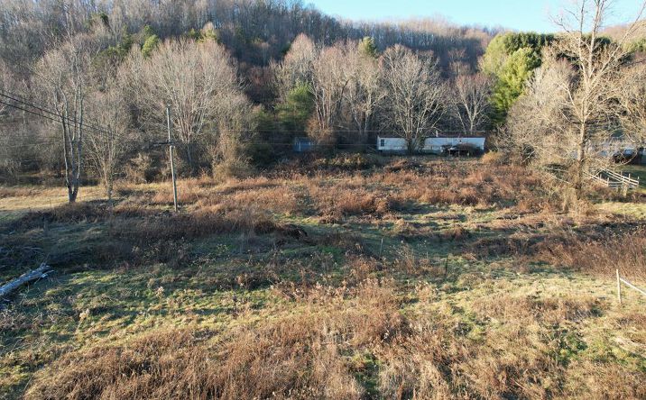 Pictures of Land, Multifamily property located at 681 Pierce Rd., Atkins, VA 24311 for sales - image #1