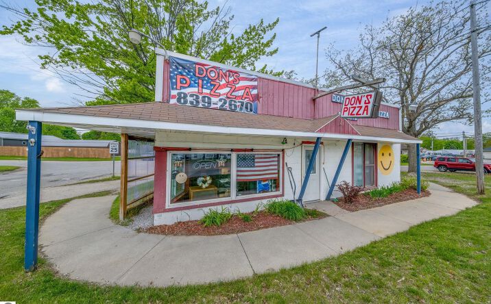 Pictures of Retail property located at 81 N Morey Road, Lake City, MI 49651 for sales - image #1